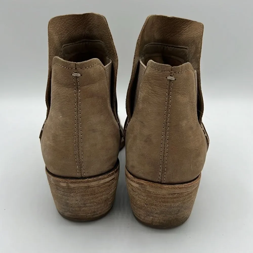Dolce Vita these shoes